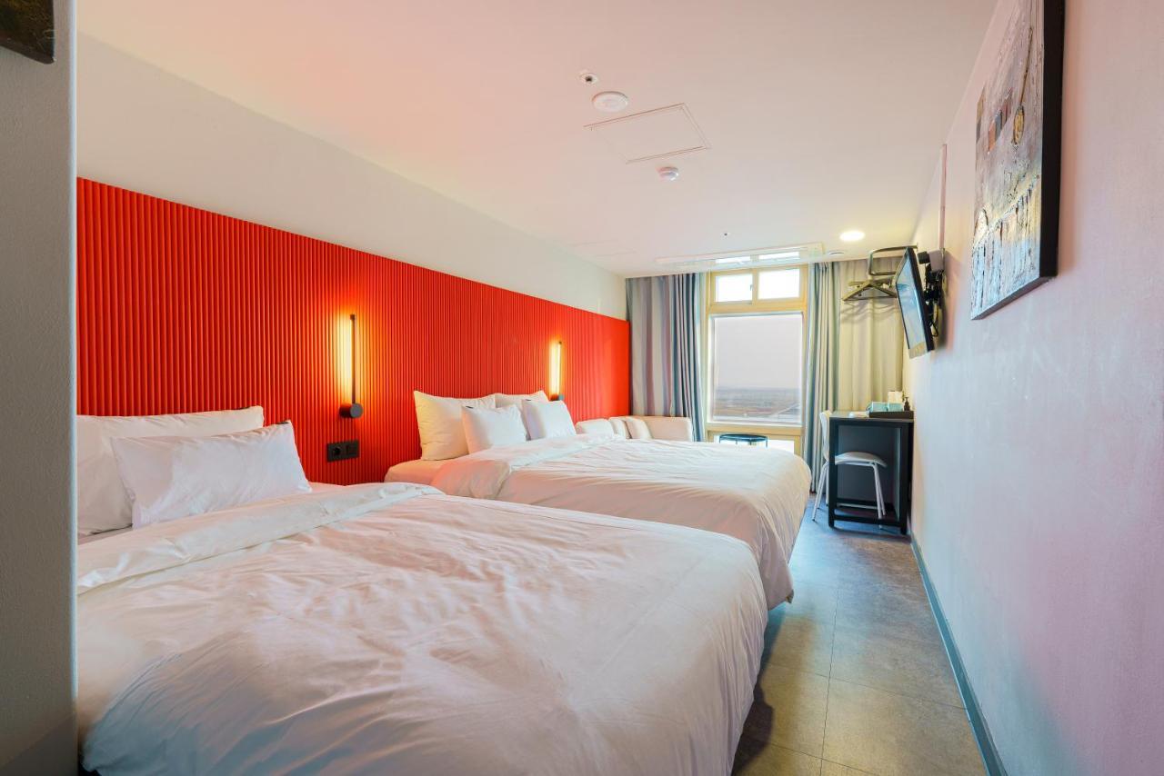 Little Prince Hotel 群山 エクステリア 写真