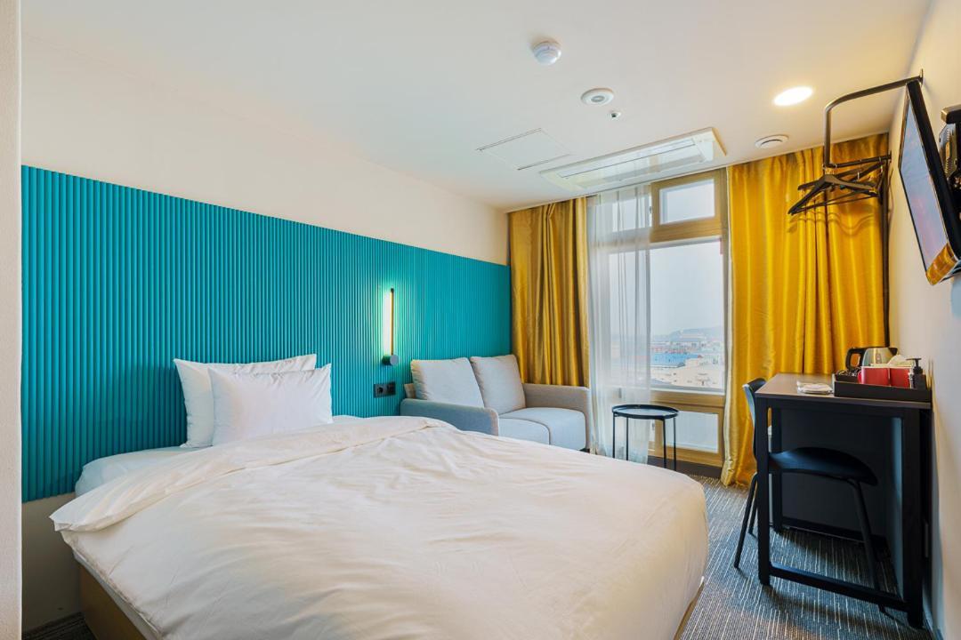 Little Prince Hotel 群山 エクステリア 写真